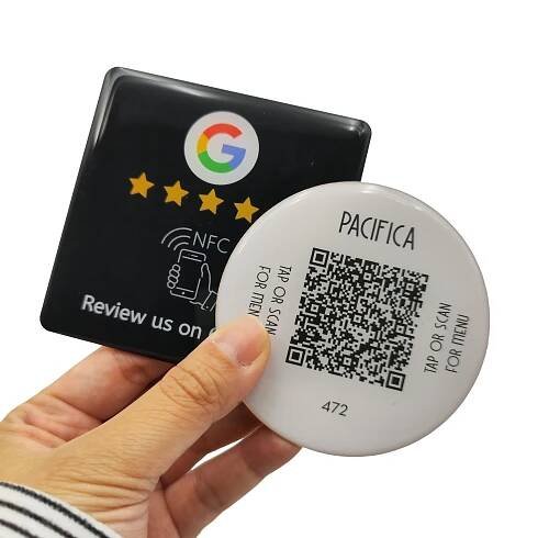 Vysoká kvalita Google Recenze Epoxidový Tag NFC Inteligentní Karta Epoxidový Tag PVC Karta S Chipem NTAG215 Pro Restauraci Obchod
