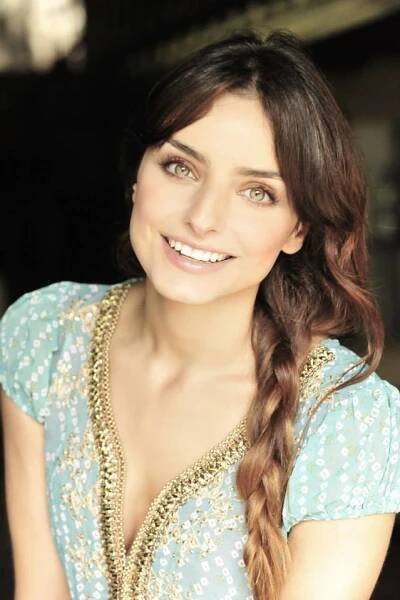 Aislinn Derbez - Telenovely.net ... vše o telenovelách na jednom místě
