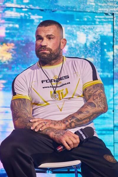 Foto k tématům Karlos Vémola, Clash of the Stars 6 – stránka 1198