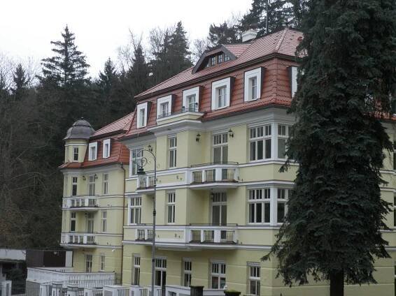 Novostavba bytového domu, Křižíkova ul., Karlovy Vary