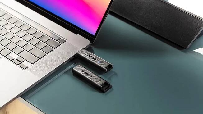 Ilustrační foto - Windows z USB flash disku