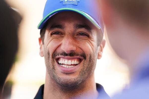 Daniel Ricciardo tops time sheet in first practice session of new F1 season