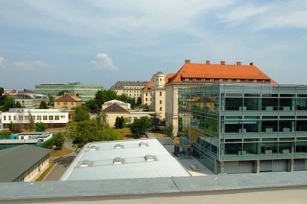 Soubor:Brno-Černá Pole - budovy areálu Mendelovy lesnické a zemědělské univerzity.jpg – Wikipedie