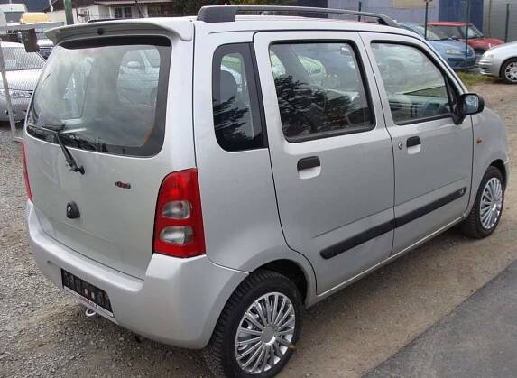 Prodej Suzuki - Wagon R 1.3i 4x4, Servisní kniha
