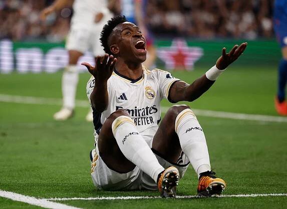 "Udělám to klidně desetkrát." Vinícius reagoval uraženě, fanouškům vadí jeho chování