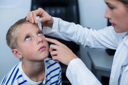 Oční kapky snižují progresi krátkozrakosti u dětí