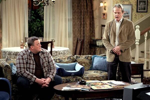 Mike a Molly - Peggy má nápadníka - Z filmu - Billy Gardell, William Sanderson