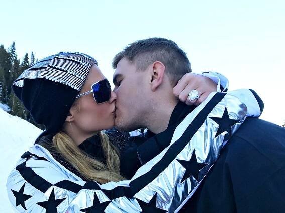 Paris Hilton and Chris Zylka Are Engaged: See Her 20-Carat Engagement Ring!