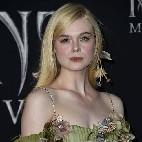 Elle Fanning’s Floral Hair at the “Maleficent: Mistress of Evil” Premiere is a Fairytale Fever Dream