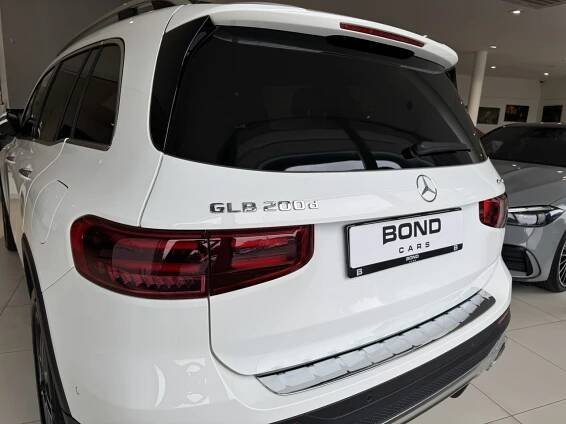 Bond Cars s.r.o. | Největší inzerce autobazarů - TipCars