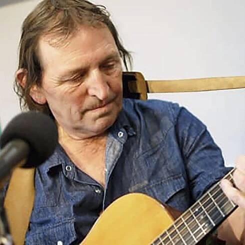 Welcome to Fylde Guitars - Artists Gallery