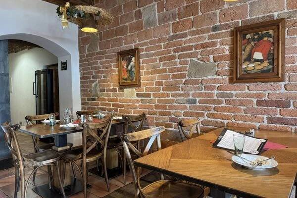 Restaurace U Bláznivé slepice foto 1