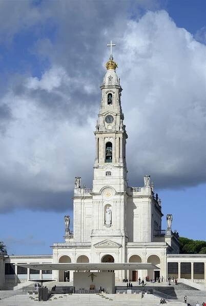 Bazilika Panny Marie Růžencové (Fátima) – Wikipedie