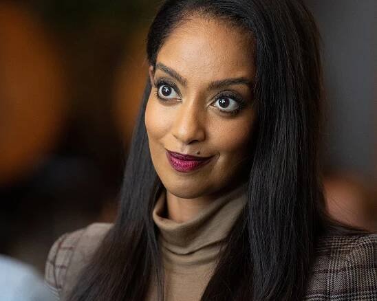 A Million Little Things - The Things We Keep Inside - Z filmu - Azie Tesfai