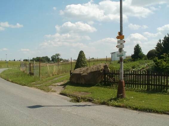 turistické rozcestí Holín - Rozcestí