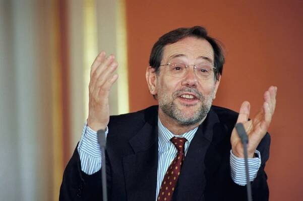 Javier Solana, 1995 - 1999