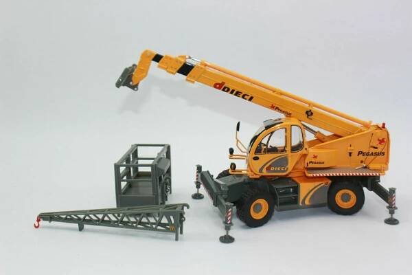 Teleskopický manipulátor Dieci Pegasus 40.25 | Modelsnavigator.com