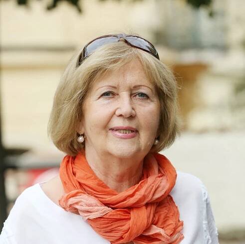 “Nedostala jsem nic”: Petra Jandová otevřené promluvila o své známé nevlastní sestře Jiřině Jiráskové - Zivot