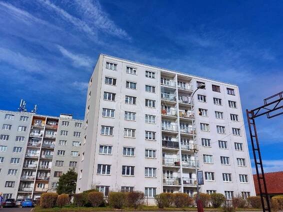 Pronájem bytu 3+1 s lodžií v Kralupech nad Vltavou - Lobeček. – QARA