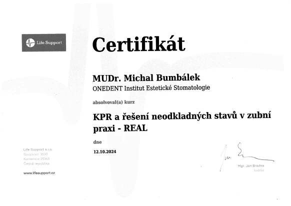 MUDr. Michal Bumbálek, zubař Brno — Onedent