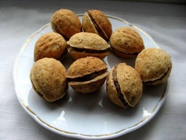 Soubor:Ořechy (cukroví).jpg – Wikipedie