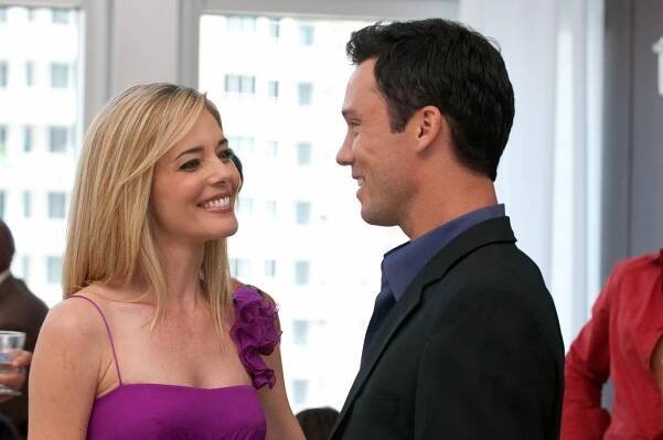 Status: Nežádoucí - Dokonalý zločin - Z filmu - Christina Moore, Jeffrey Donovan