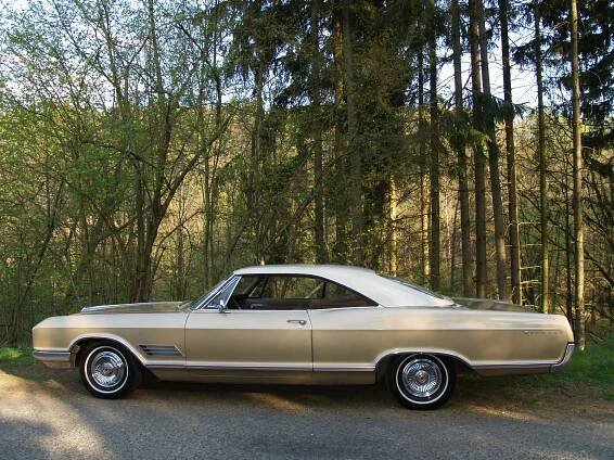 1966 Buick Wildcat - Cadillac klub ČR