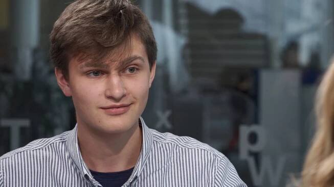 Žáci vyšli do ulic kvůli maturitě z matematiky. Její výuka není zábavná, říká Schilke