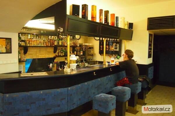 Restaurant Zlatý Sklípek Moto hospůdky moto zajímavosti | Motorkáři.cz