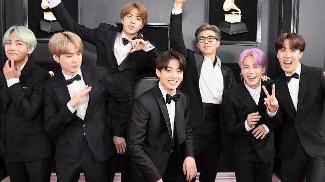 BTS Member Jungkook Finally Acknowledged His "Hyung" Status With New BigHit K-Pop Group TXT