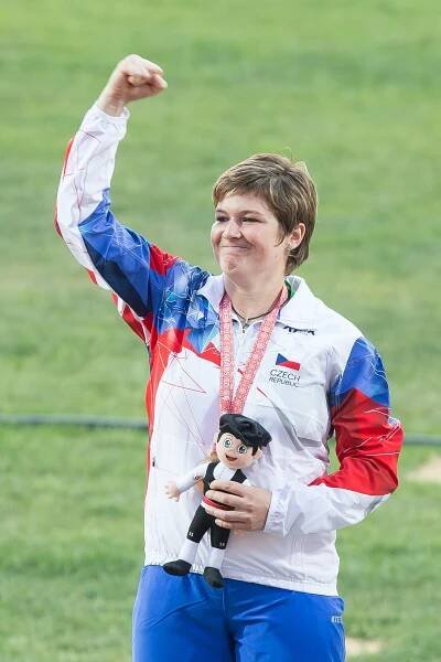 Rodačka z Postupic Lenka Matoušková překonala Olympijský rekord a obsadila 1. místo v hodu diskem na Deflympiádě 2017