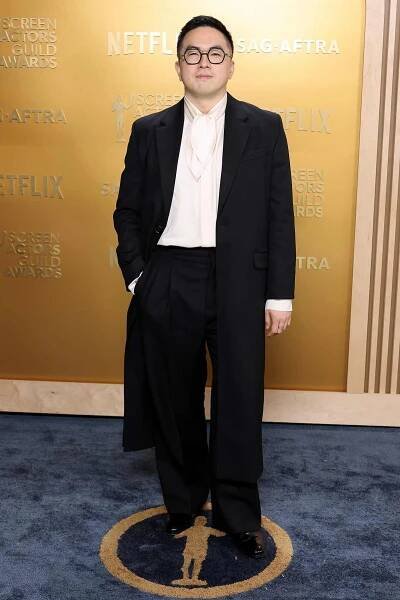 2025 SAG Awards Red Carpet Fashion: Selena Gomez, More