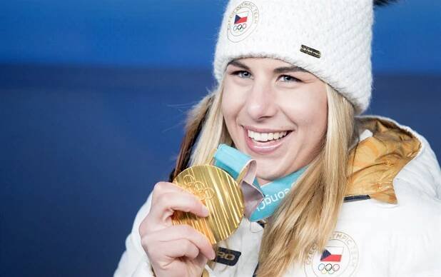 Zlato z olympiády i ve třetím sportu? Ledecká bude na novém prkně jezdit po vodě