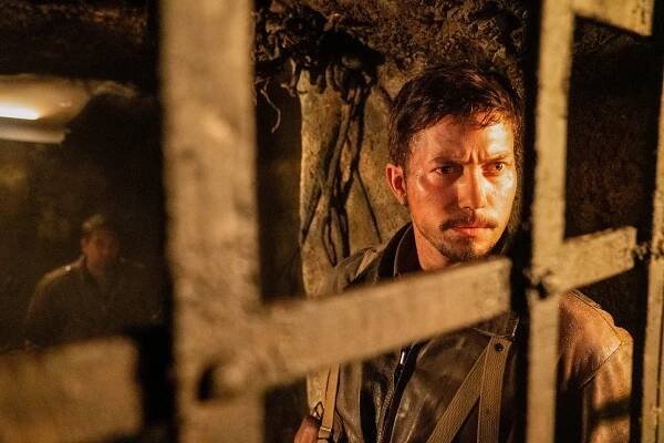 Jackson Rathbone - WarHunt - Z filmu