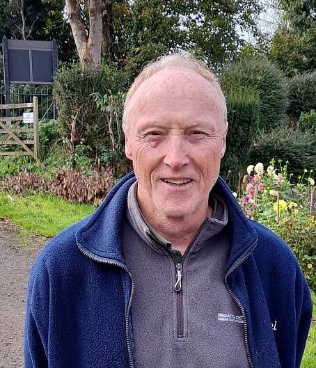 Peter Jones, Maintenance coordinator