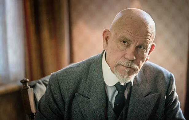 John Malkovich si zahraje netradičního detektiva Hercule Poirot