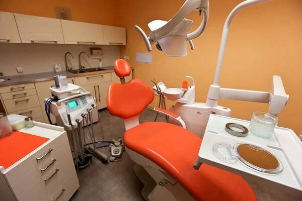 Dentální hygiena, hygienistka, hygienista Brno - Lucie Nováková, DiS., čisté zuby