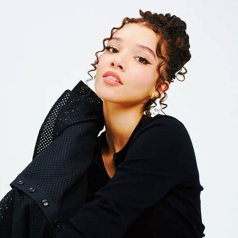Descendants: The Rise of Red Star Malia Baker on Playing Cinderella's Daughter, Advice From Brandy, and Life After The Baby-Sitters Club