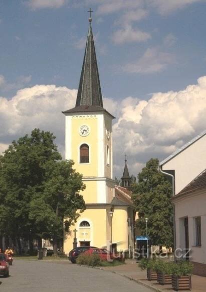 Brno-Bystrc - kostel sv. Jana Křtitele a sv. Jana Evangelisty