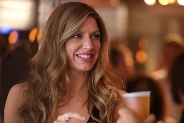 Mistresses - Blurred Lines - Z filmu - Jes Macallan