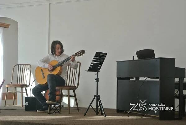 Koncert ZUŠ Hostinné pro ZŠ Hostinné - Základní škola Karla Klíče Hostinné