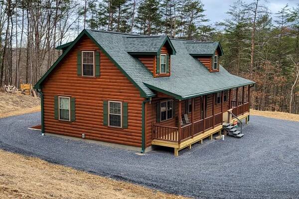 Zook Cabins log home