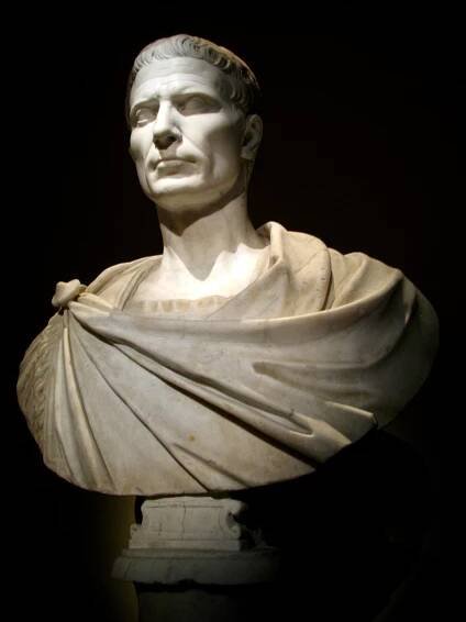 File:0092 - Wien - Kunsthistorisches Museum - Gaius Julius Caesar-edit.jpg - Wikimedia Commons