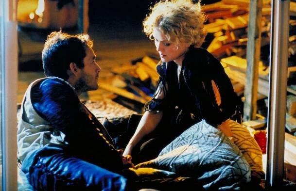 Jeremiah - To Sail Beyond the Stars - Z filmu - Luke Perry, Missy Crider
