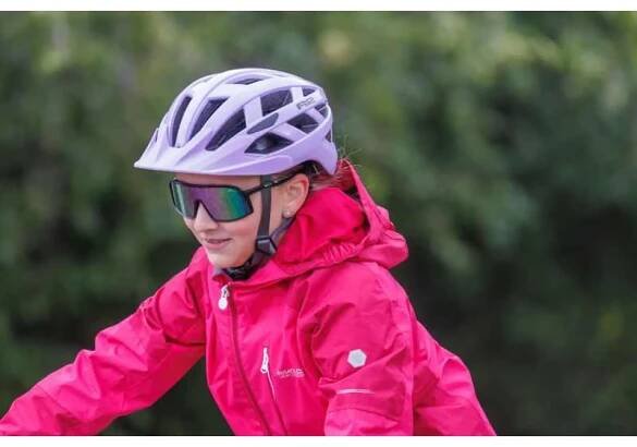 CYKLISTICKÁ HELMA R2 LUMEN JUNIOR  ATH20Y