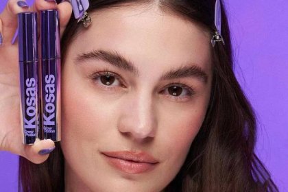 This Internet-Famous Brow Gel Brand Launched a Growth Serum That Shoppers Call "Truly Amazing"