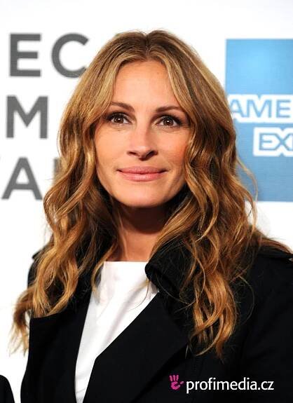 Julia Roberts - celebrity účes - HappyHair