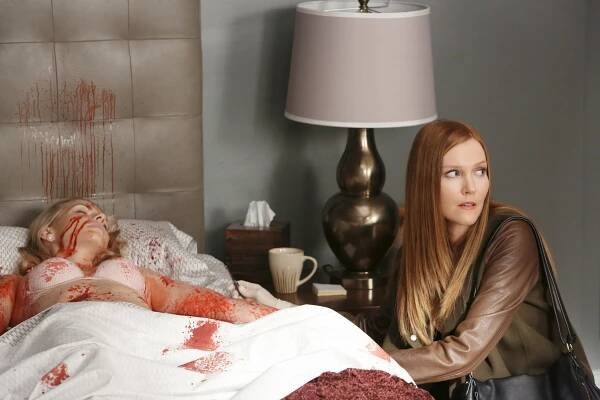 Skandál - Whiskey Tango Foxtrot - Z filmu - Darby Stanchfield
