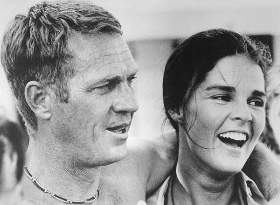 Ali MacGraw and Steve McQueen in The Getaway (1972)