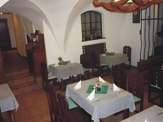 Restaurace